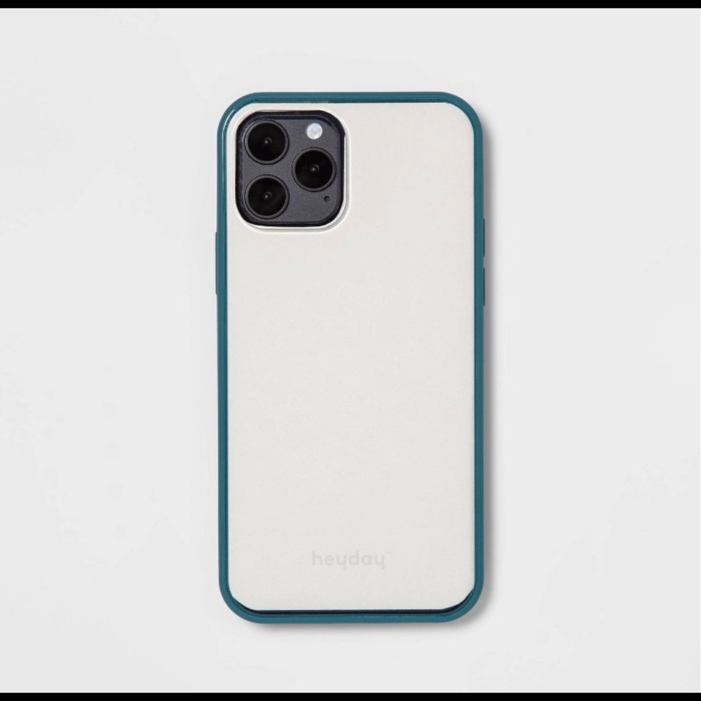 heyday Apple iPhone 12/iPhone 12 Pro Case. heyday USB-A Round Cable - Picture 4 of 11